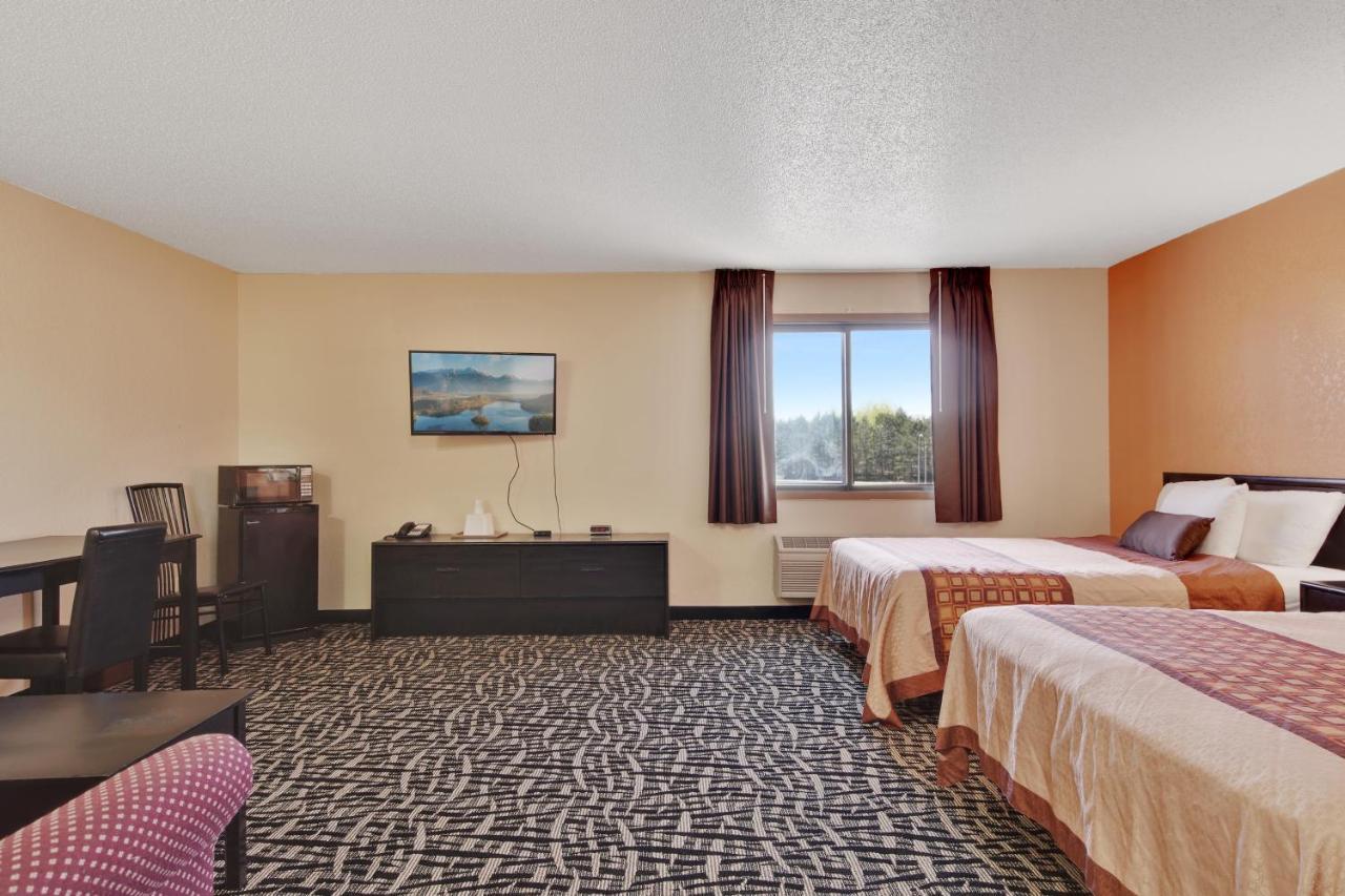 Americas Quality Inn & Suites - Finlayson エクステリア 写真