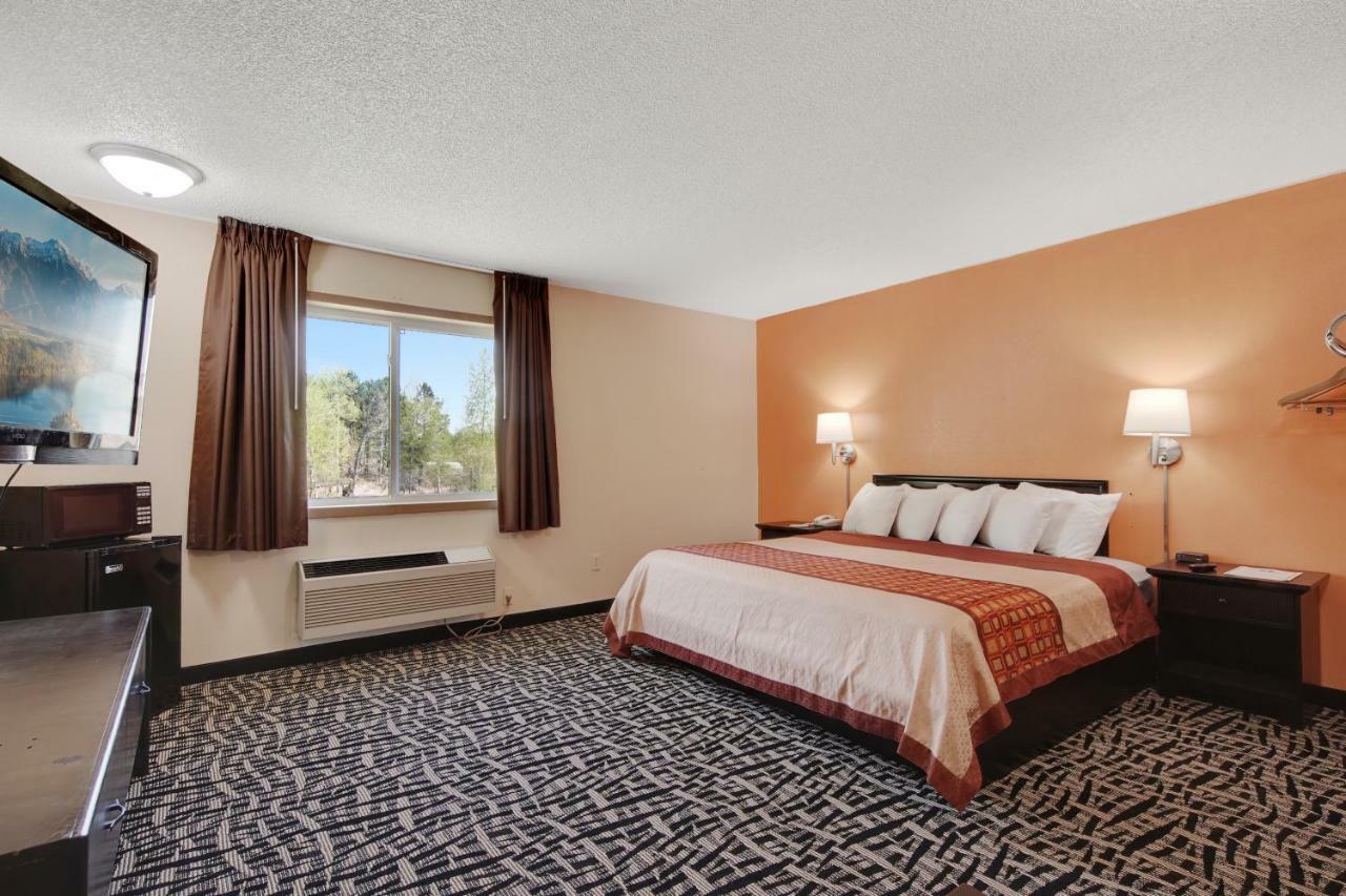 Americas Quality Inn & Suites - Finlayson エクステリア 写真